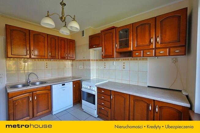 3 Pokojowe Mieszkanie z Balkonem i Garażem