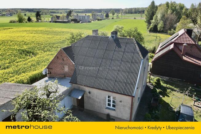 Dom na wzgórzu zapierającym dech widokiem.