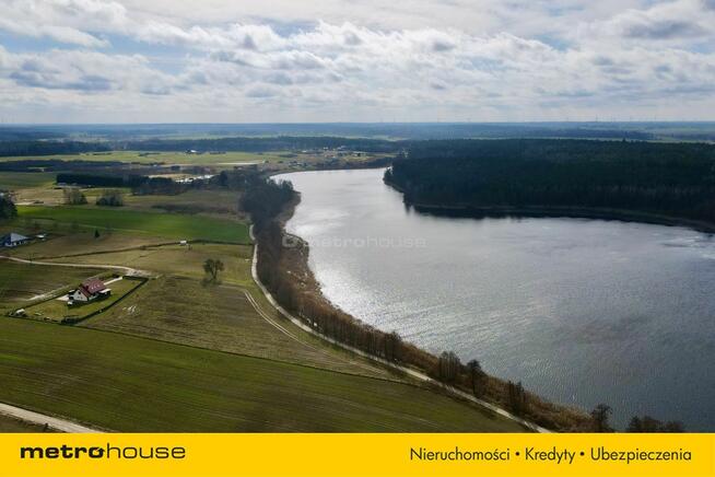 Malownicza działka nad jeziorem