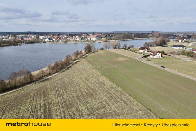 Malownicza działka nad jeziorem