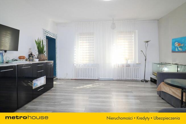 Dom z cegły Kończyce Zabrze, działka 1277 m2.