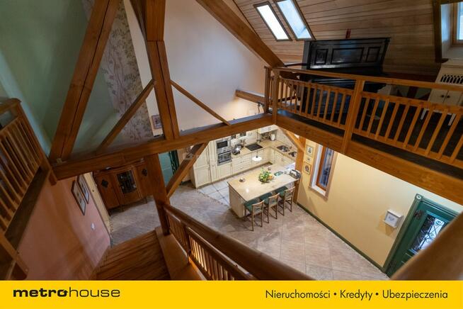 Dom na końcu świata z widokiem na góry