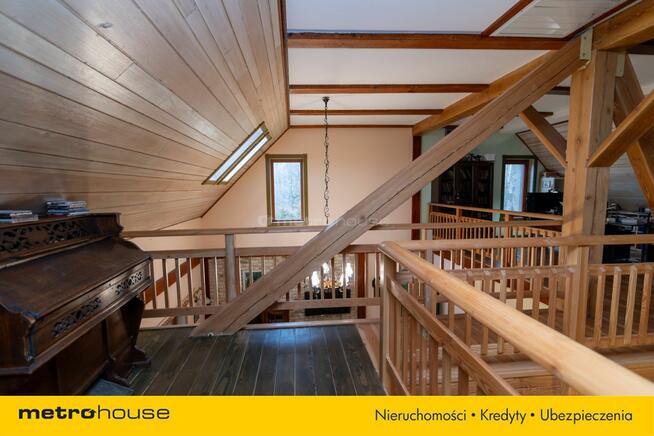 Dom na końcu świata z widokiem na góry