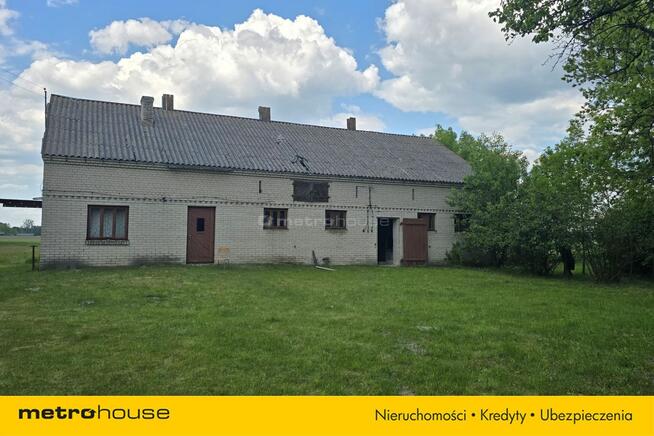 Piękne siedlisko na sprzedaż Dom na działce 7600m2