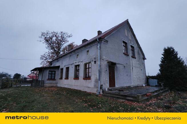 Przestronne dwupoziomowe mieszkanie z dużą działką