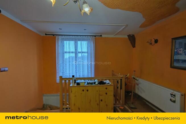 Przestronne dwupoziomowe mieszkanie z dużą działką