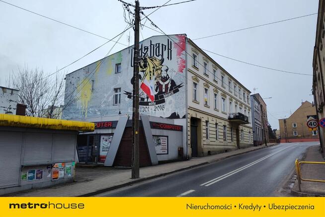 Duże mieszkanie w kamienicy do remontu.