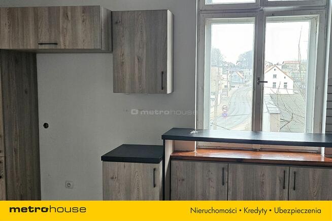 Duże mieszkanie w kamienicy do remontu.