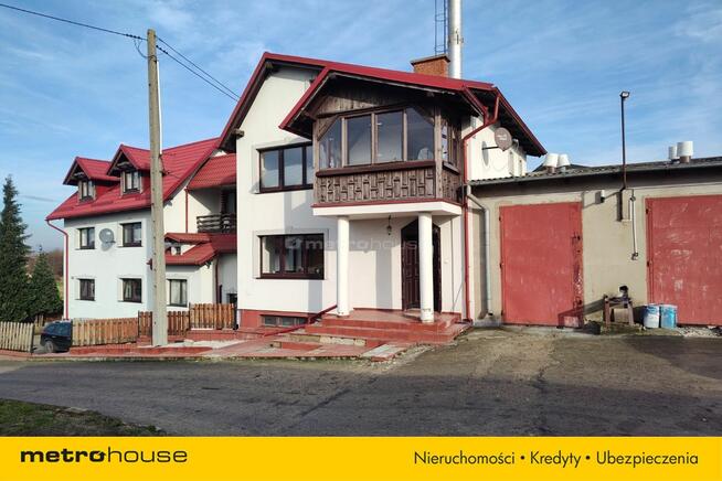 Zakład produkcji drzwi wraz z domem mieszkalnym.