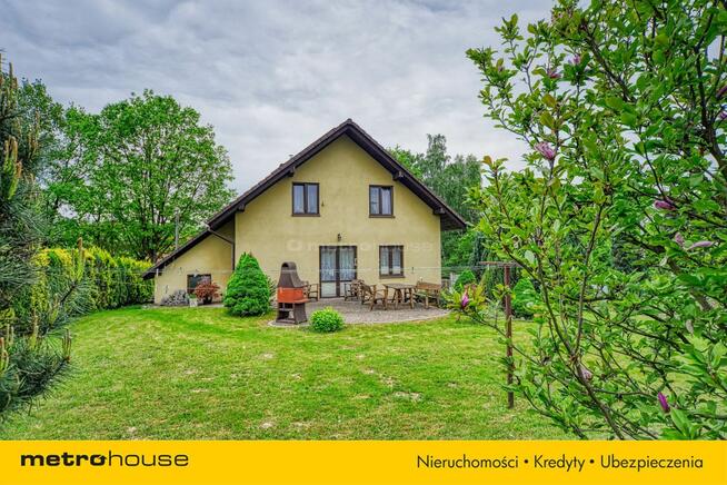 Dom w spokojnej okolicy 25 km. od Krakowa.