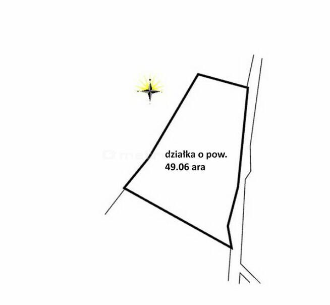 Działka budowlana pośród lasu z dala od zabudowań.