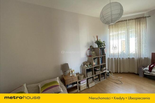 Dom z ogrodem na sprzedaż