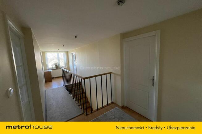 Dom z ogrodem na sprzedaż