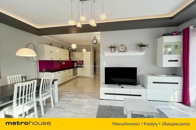 2-pokoje z miejscem parkingowym w haki garażowej