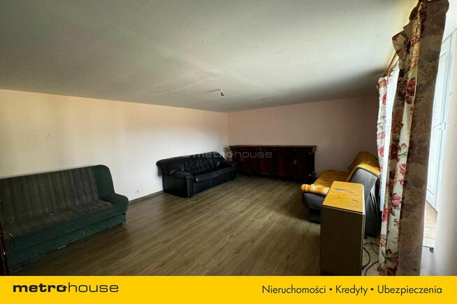 Atrakcyjna działka z zabudowaniami.