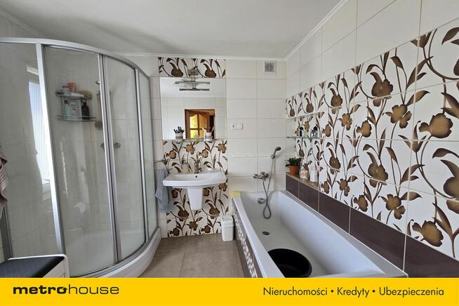 Zachwycająca nieruchomość z przestronnym domem !!!