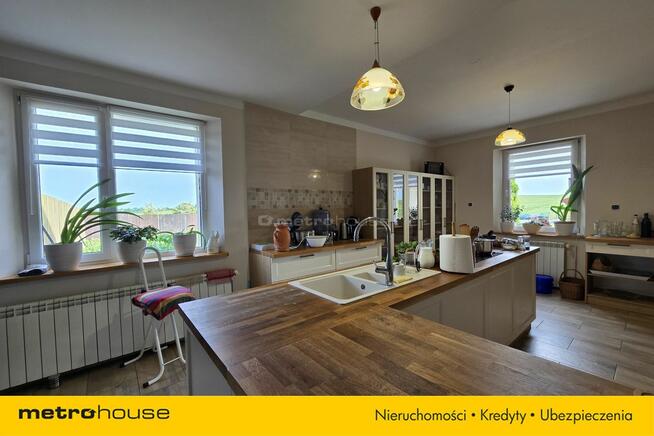 Zachwycająca nieruchomość z przestronnym domem !!!