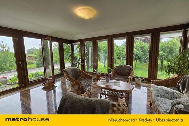 Zachwycająca nieruchomość z przestronnym domem !!!