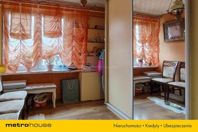 Na sprzedaż M3, centrum Zambrowa ul. Raginisa 7.