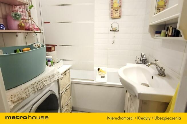 Na sprzedaż M3, centrum Zambrowa ul. Raginisa 7.