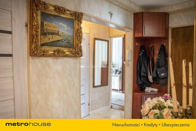 Na sprzedaż M3, centrum Zambrowa ul. Raginisa 7.