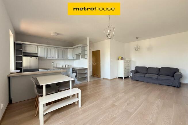 2 pokojowe mieszkanie z garażem. Metro Natolin