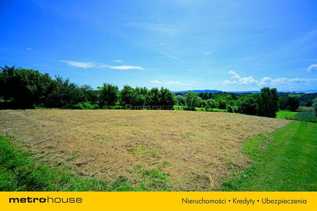 Duża działka budowlana z pięknym widokiem na góry