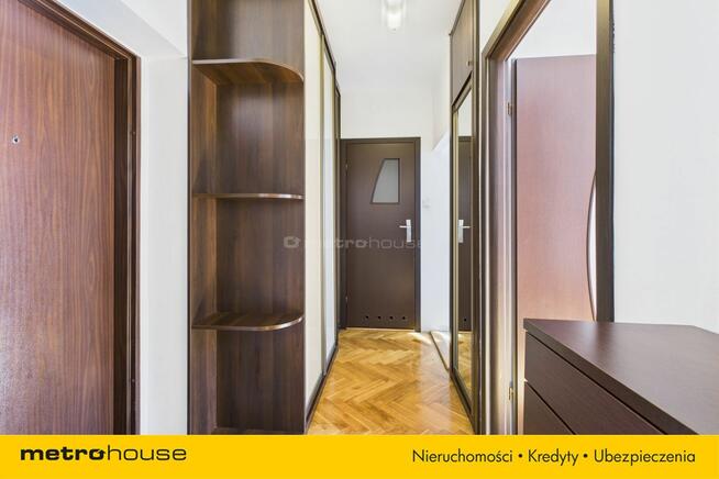 Wola, 2 pokoje, osobna kuchnia, urocza kamienica.