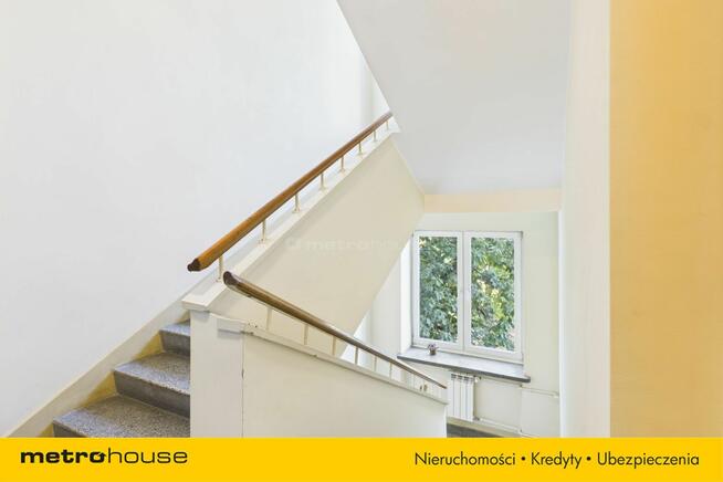 Wola, 2 pokoje, osobna kuchnia, urocza kamienica.