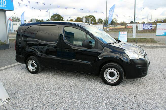 Peugeot Partner 3-osobowe L2H1 Gwarancja