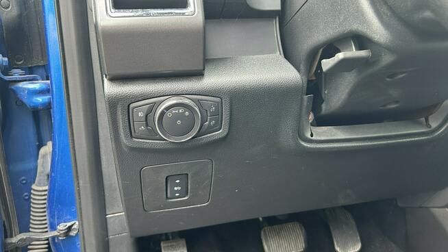 Ford F150 XLT 5.0 V8 395 KM Skóry El. fotele Kam cof. Podgrz fotele Czarny sufit