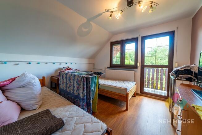 Nieruchomość pod działalność, duży utwardzony plac