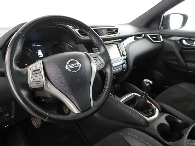 Nissan Qashqai navi klima auto półskóra panorama grzane fotele kamera 360