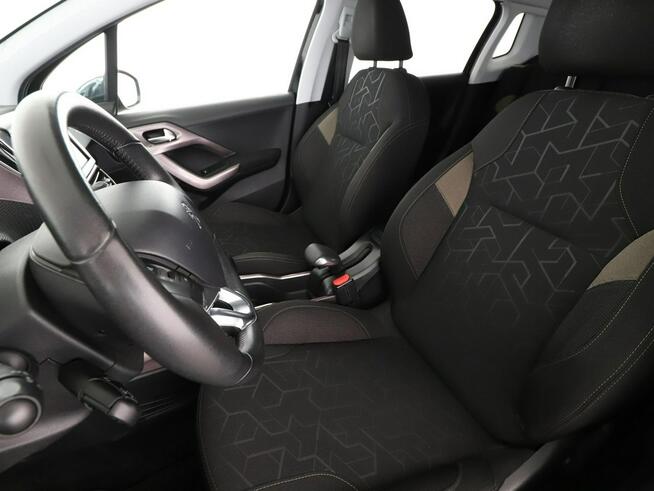 Peugeot 2008 1.6 HDi Style Klimatyzacja Nawigacja Tempomat