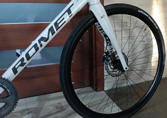 Rower szosowy Romet Huragan 4 Rozmiar 56 L + trenażer GRATIS