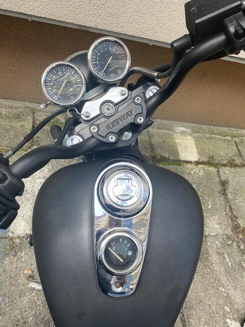 Motocykl Keeway Superlight 125