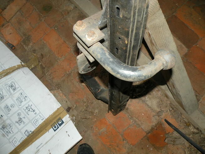 Listwa klapy tylnej VW Golf II 2 - 84-91r. i inne części