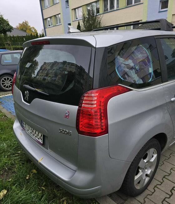 Peugeot 5008.panorama