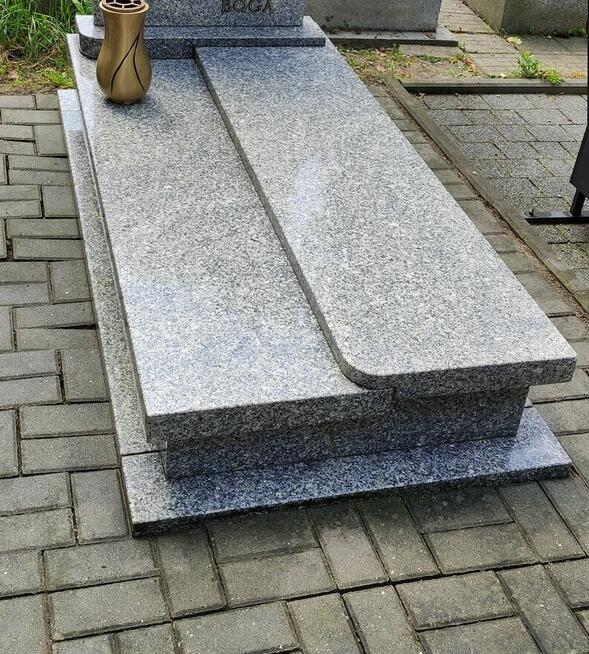 Opieka nad grobami pomnikami w Raciborzu mycie sprzatanie