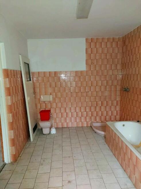 Sprzedam dom jednorodzinny DO REMONTU