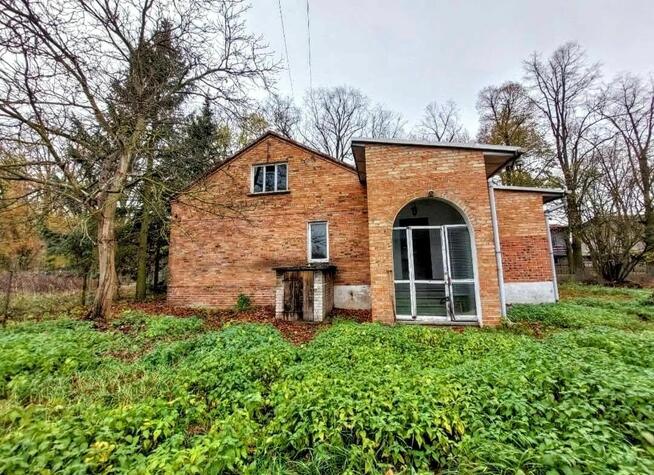 Sprzedam dom jednorodzinny DO REMONTU