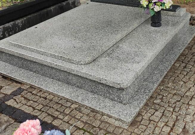 Opieka nad grobami pomnikami w Raciborzu mycie sprzatanie