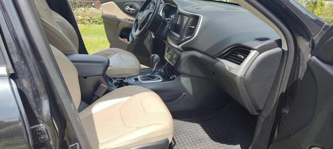 Sprzedam Samochód Jeep Cherokee kl 2015 diesel 2,2 200km