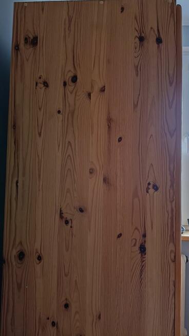 Sprzedam meble sosnowe w dobrym stanie