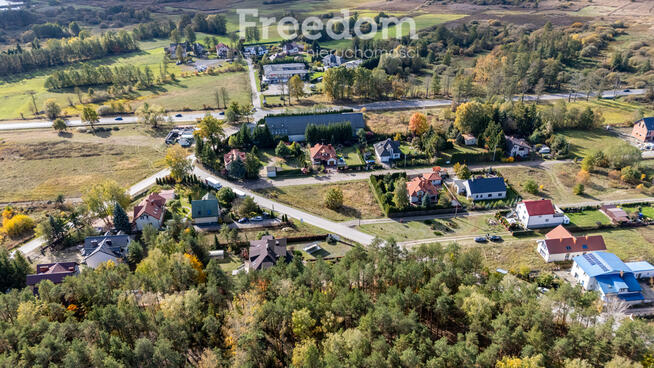 Atrakcyjna działka w Solcu pod dom lub usługi