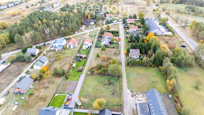 Atrakcyjna działka w Solcu pod dom lub usługi