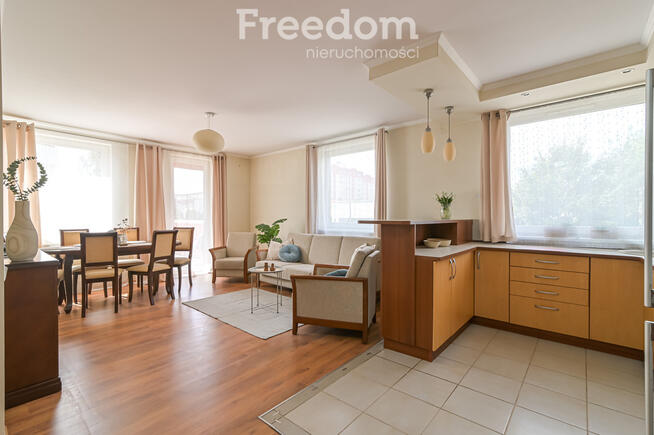 Ustawne mieszkanie z dużym tarasem