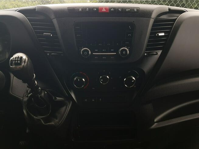 Iveco Daily KONTENER NISKOPODŁOGOWY 4,43x2,23x2,42 SKLEP BAR FOODTRUCK KAMPER AC