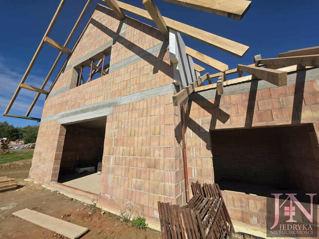 Nowa Inwestycja Domy jednorodzinne 120m2 na ok.12ar działkach w Kobylec