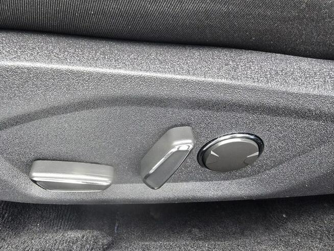 Ford Mondeo Liftback